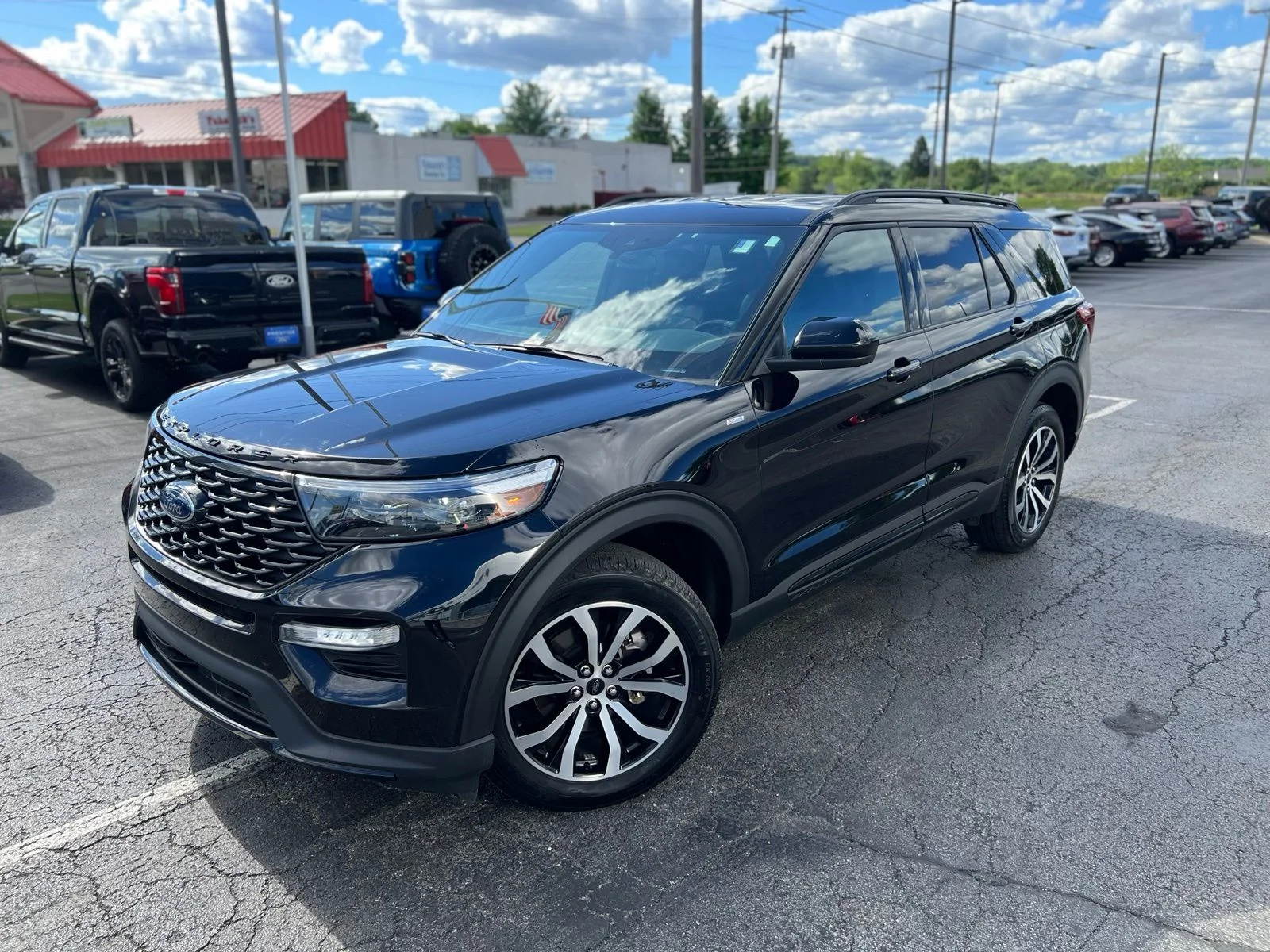 Certified Used 2023 Agate Black Metallic Ford ST-Line image 18