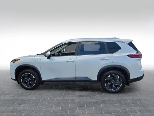 Used 2024 White Nissan SV image 4