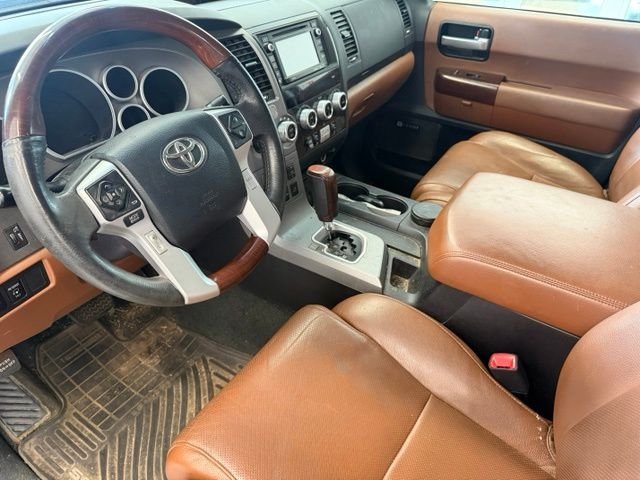 Used 2016 Black Toyota Platinum image 10