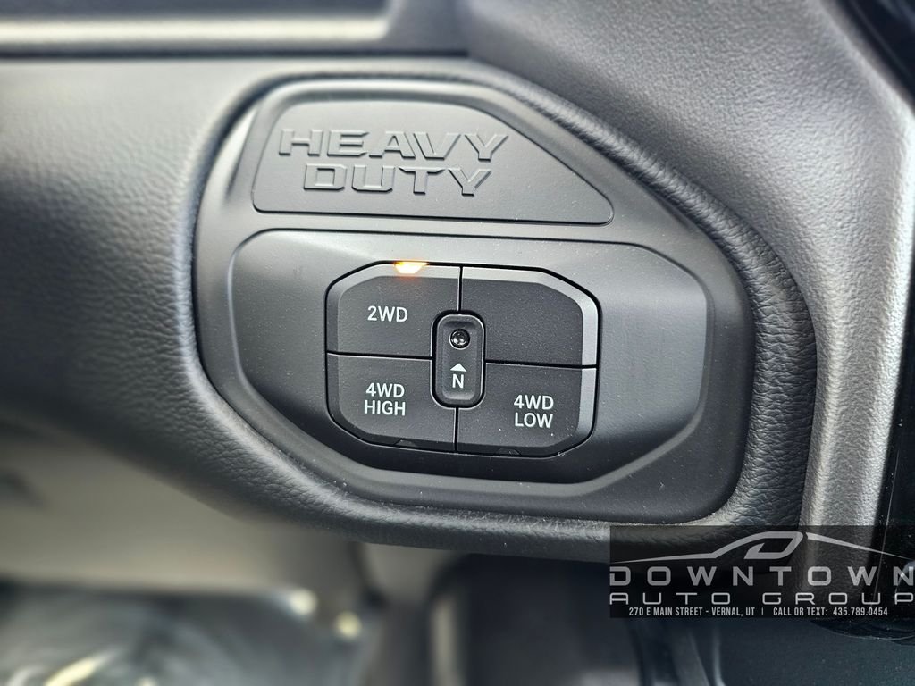 New 2026 Ceramic Gray Clear-Coat Exterior Paint RAM Laramie image 14