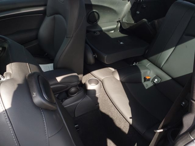 Used 2022 Gray MINI  image 24