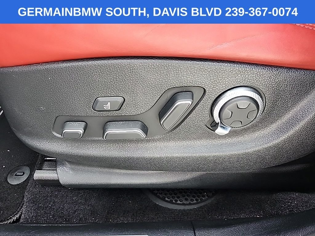 Used 2022 White Genesis 3.5T Sport image 21