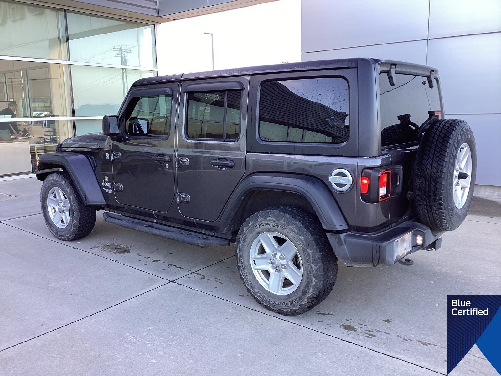 Certified Used 2021 Granite Crystal Clearcoat Metallic Jeep Unlimited Sport S image 4