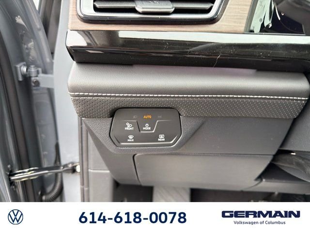 New 2026 Pure Gray Volkswagen 2.0T SEL image 26
