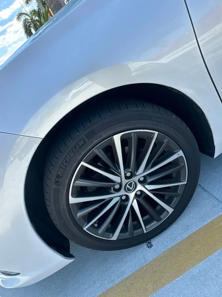 Used 2023 Eminent White Pearl Lexus 350 image 9