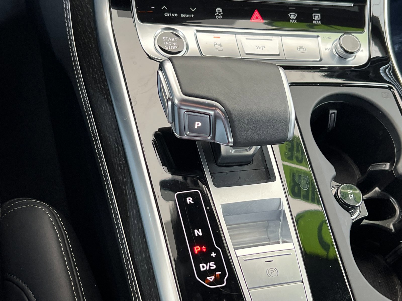 Used 2025 Carrara White Audi Prestige image 21