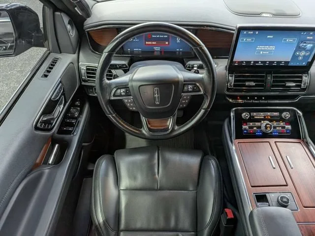 Used 2022 Infinite Black Lincoln Standard image 17