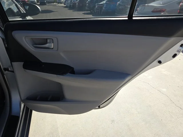Used 2017 Silver Toyota LE image 20