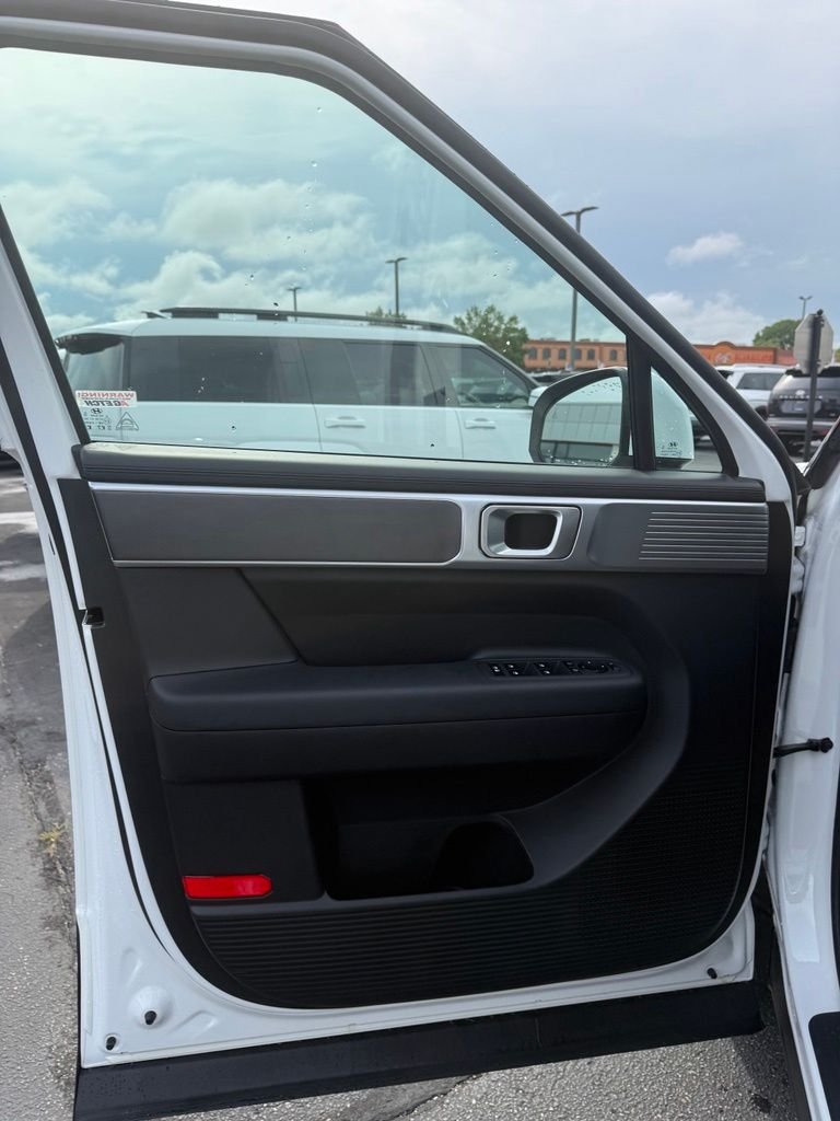 New 2027 Serenity White Hyundai SE AWD image 3