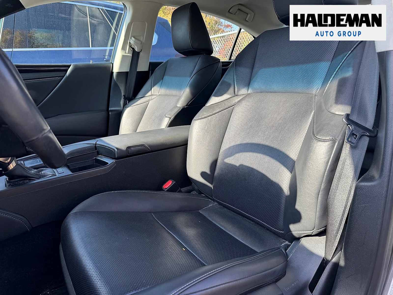 Used 2019 Nebula Gray Pearl Lexus  image 5