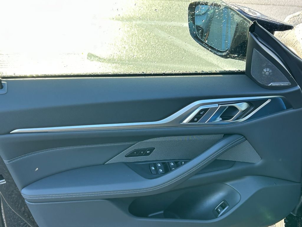 New 2026 Black Sapphire Metallic BMW M440i image 11