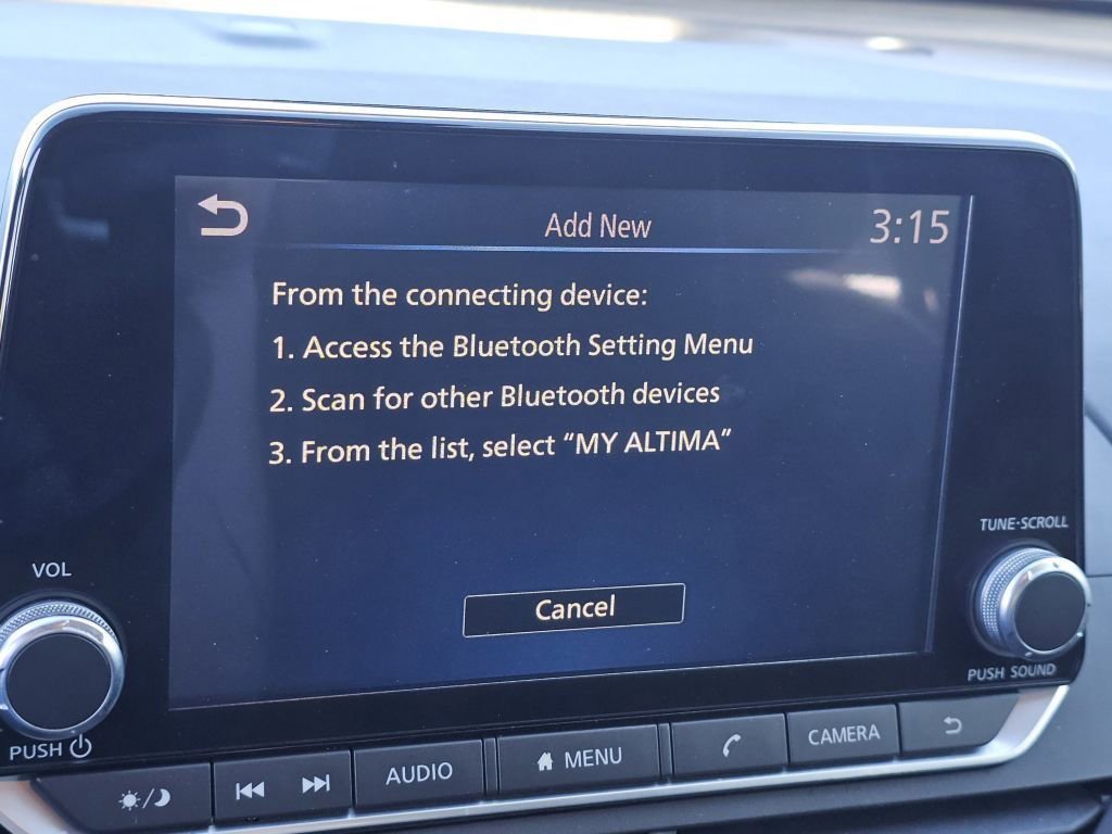 Used 2022 Gun Metallic Nissan 2.5 SV image 11