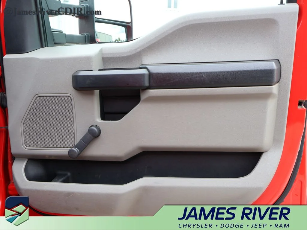 Used 2020 Red Ford XL image 8