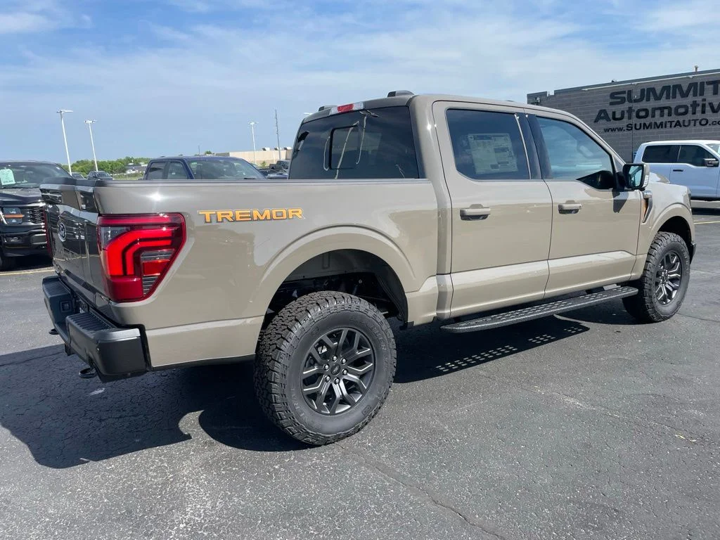 New 2026 Marsh Gray Ford Tremor® image 4