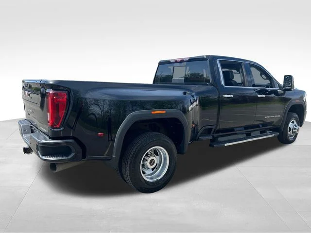 Used 2020 Black GMC Denali image 5