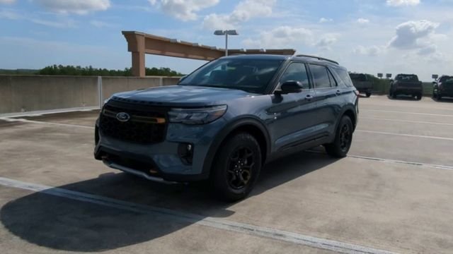 New 2026 Vapor Blue Metallic Ford Tremor® image 80