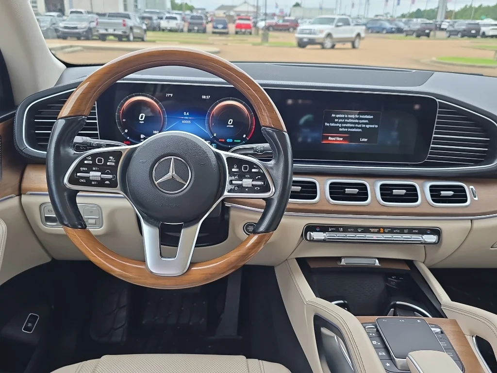 Used 2023 MANUFAKTUR Diamond White Metallic Mercedes-Benz 450 4MATIC® image 5