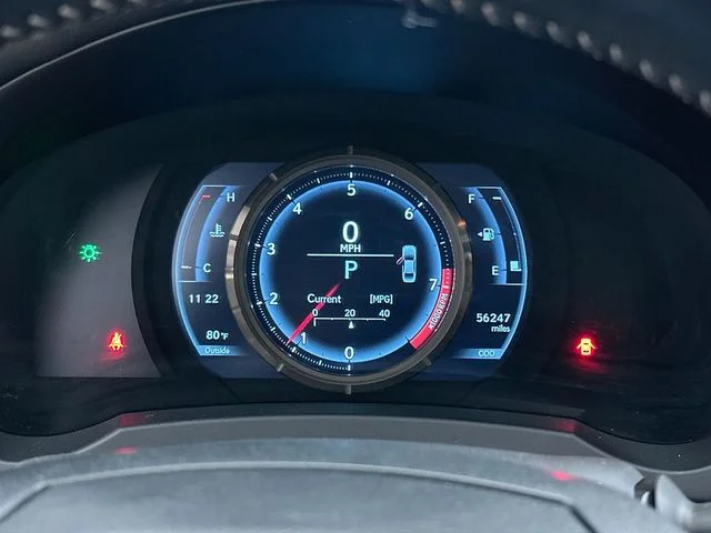 2018 Lexus IS 300 - Photo 3