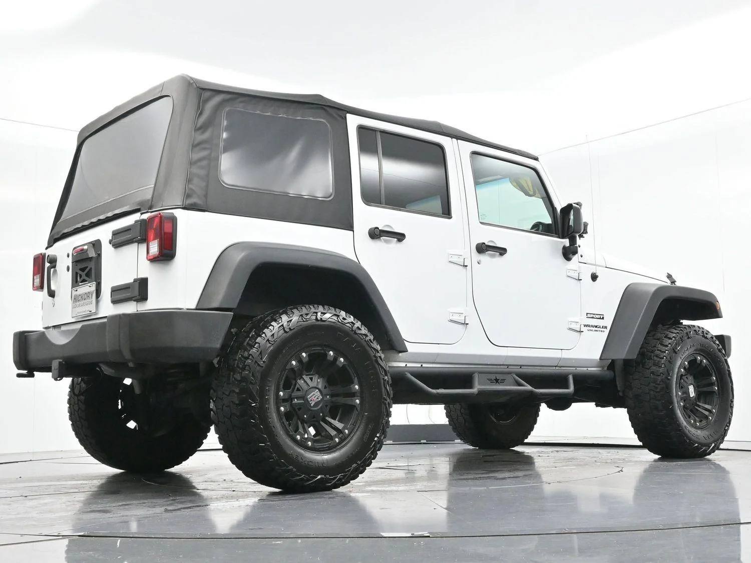 Used 2017 Bright White Clearcoat Jeep Sport image 46