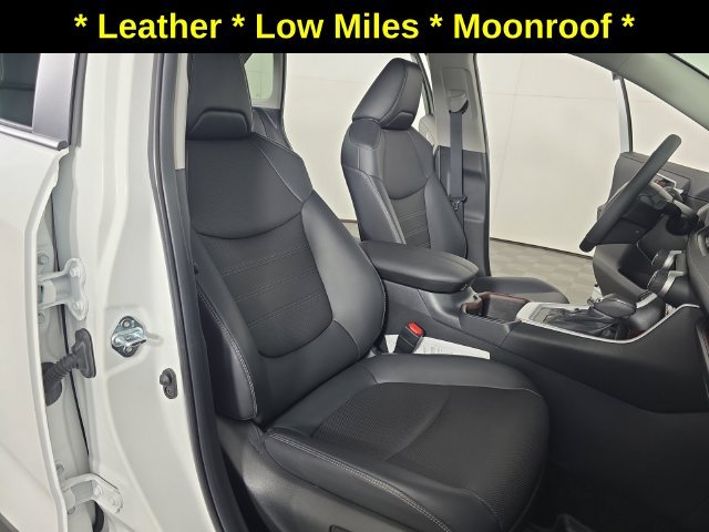 Used 2025 Pearl Toyota Limited image 30