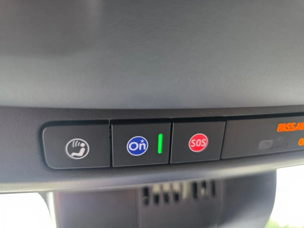 Used 2025 Sterling Gray Metallic Chevrolet Premier image 24