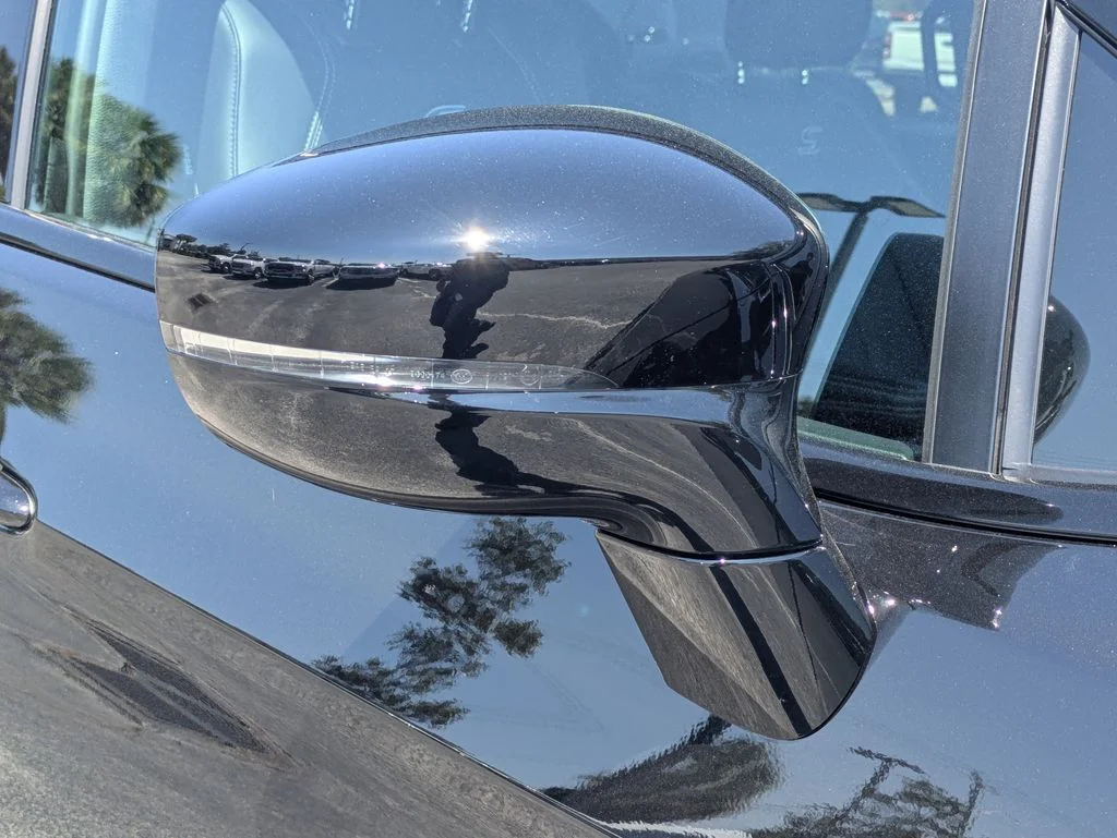 New 2026 Diamond Black Crystal Pearl-Coat Exterior Paint Chrysler Select image 11