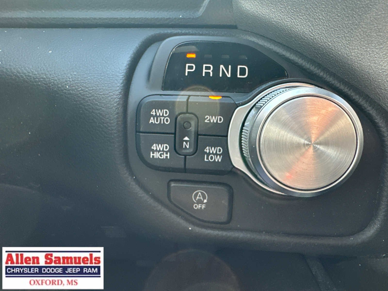 Used 2025 Bright White Clearcoat Ram Laramie image 40