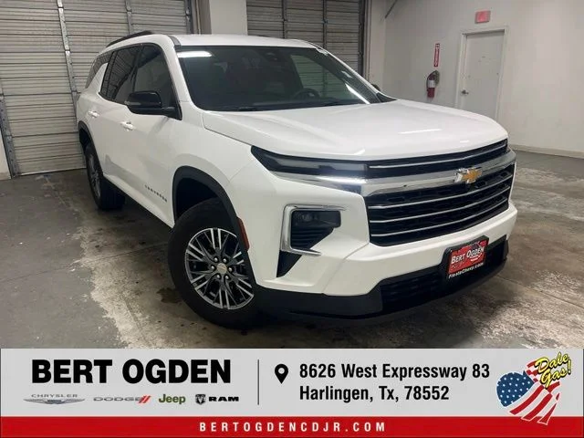 Used 2025 White Chevrolet LT image 1