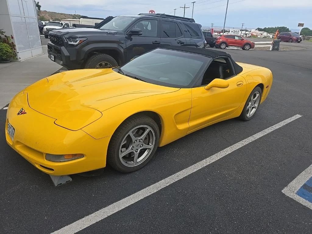 Used 2001 Chevrolet Corvette Base with VIN 1G1YY32G815105759 for sale in Delta, CO