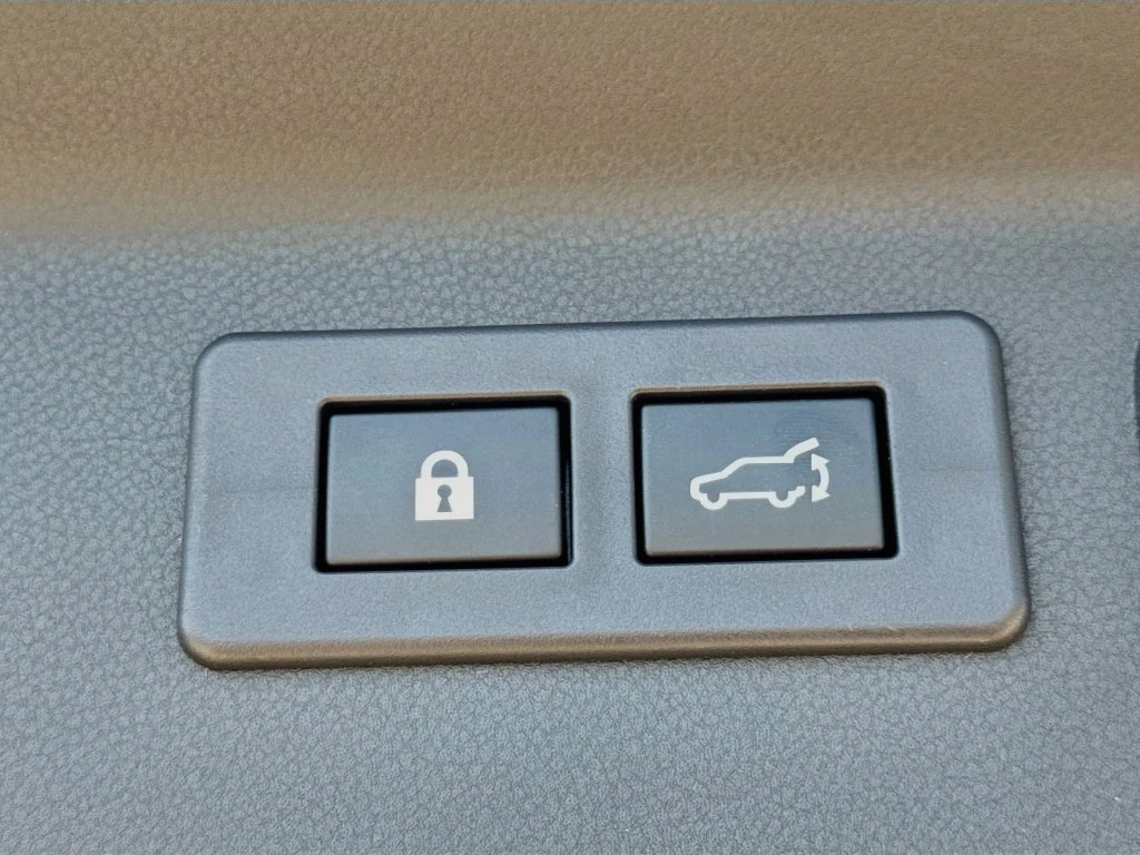 Certified Used 2025 Gray Subaru Limited image 35