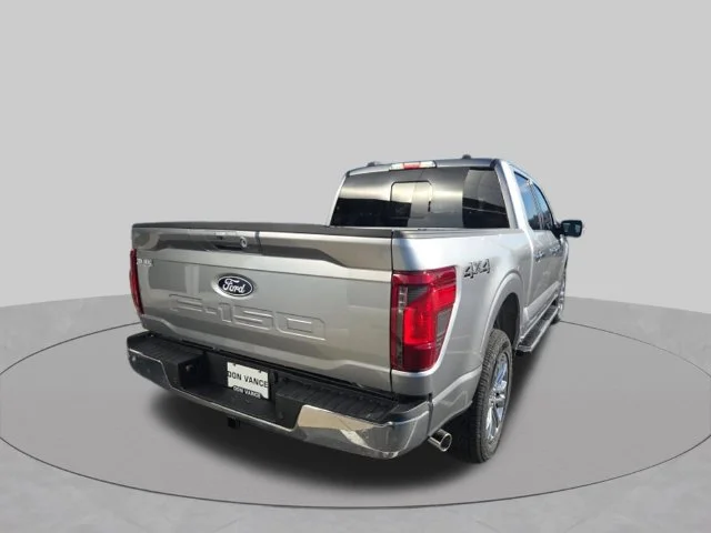 2026 Ford F-150 XLT - Photo 3