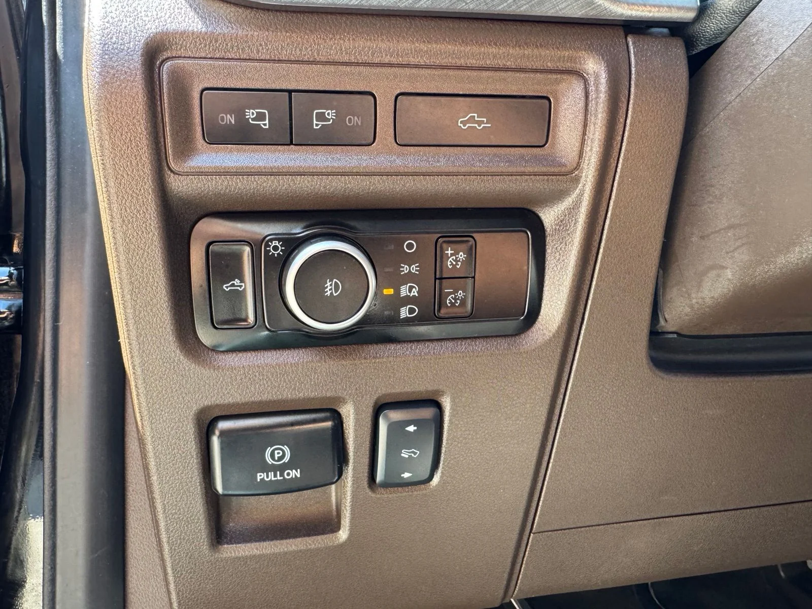Used 2023 Gray Ford King Ranch image 20