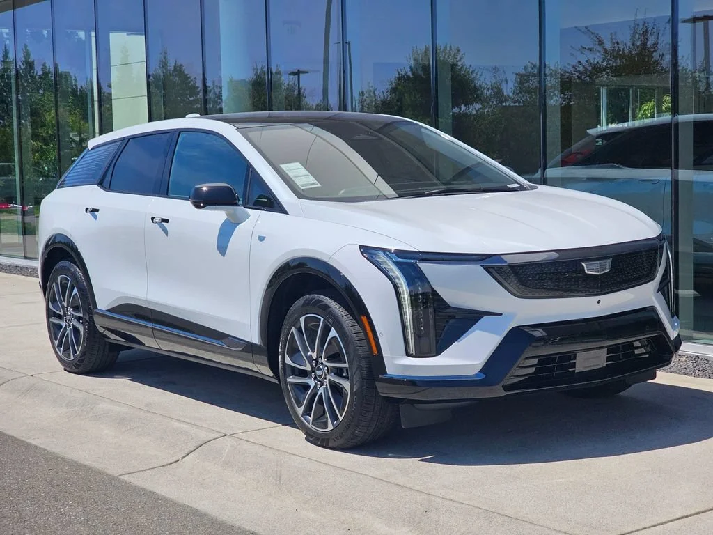 New 2026 Vibrant White Tricoat Cadillac Sport image 7