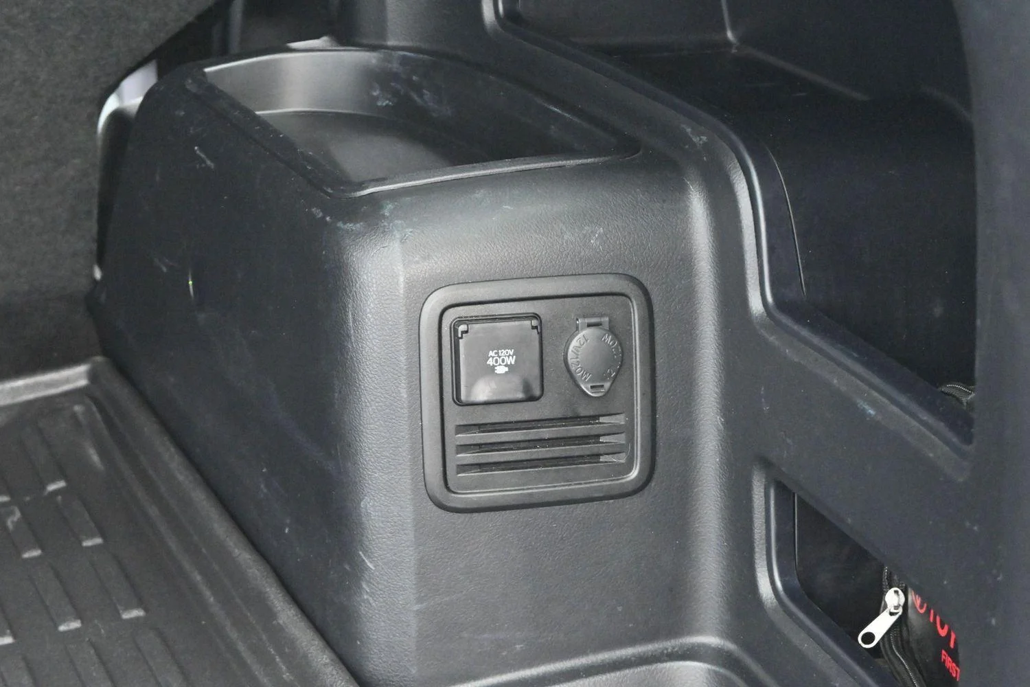 Used 2021 Magnetic Gray Metallic Toyota SR5 image 10