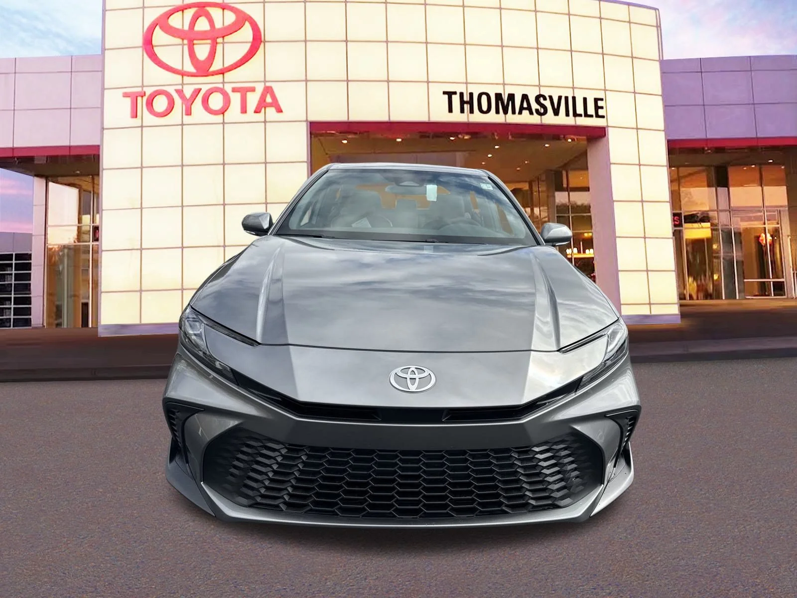Used 2025  Toyota  image 2