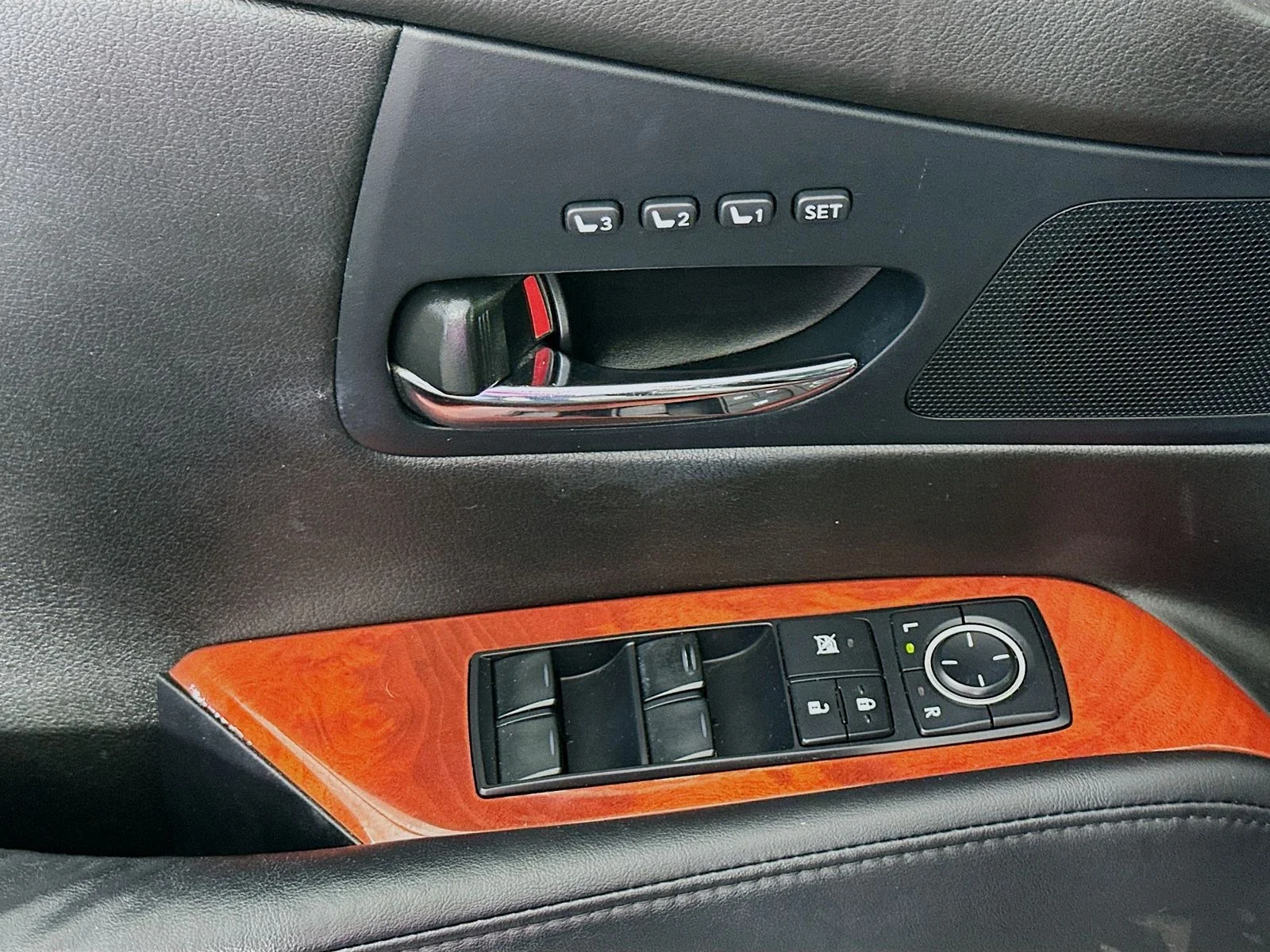 Used 2012 Gray Pearl Lexus 350 image 18