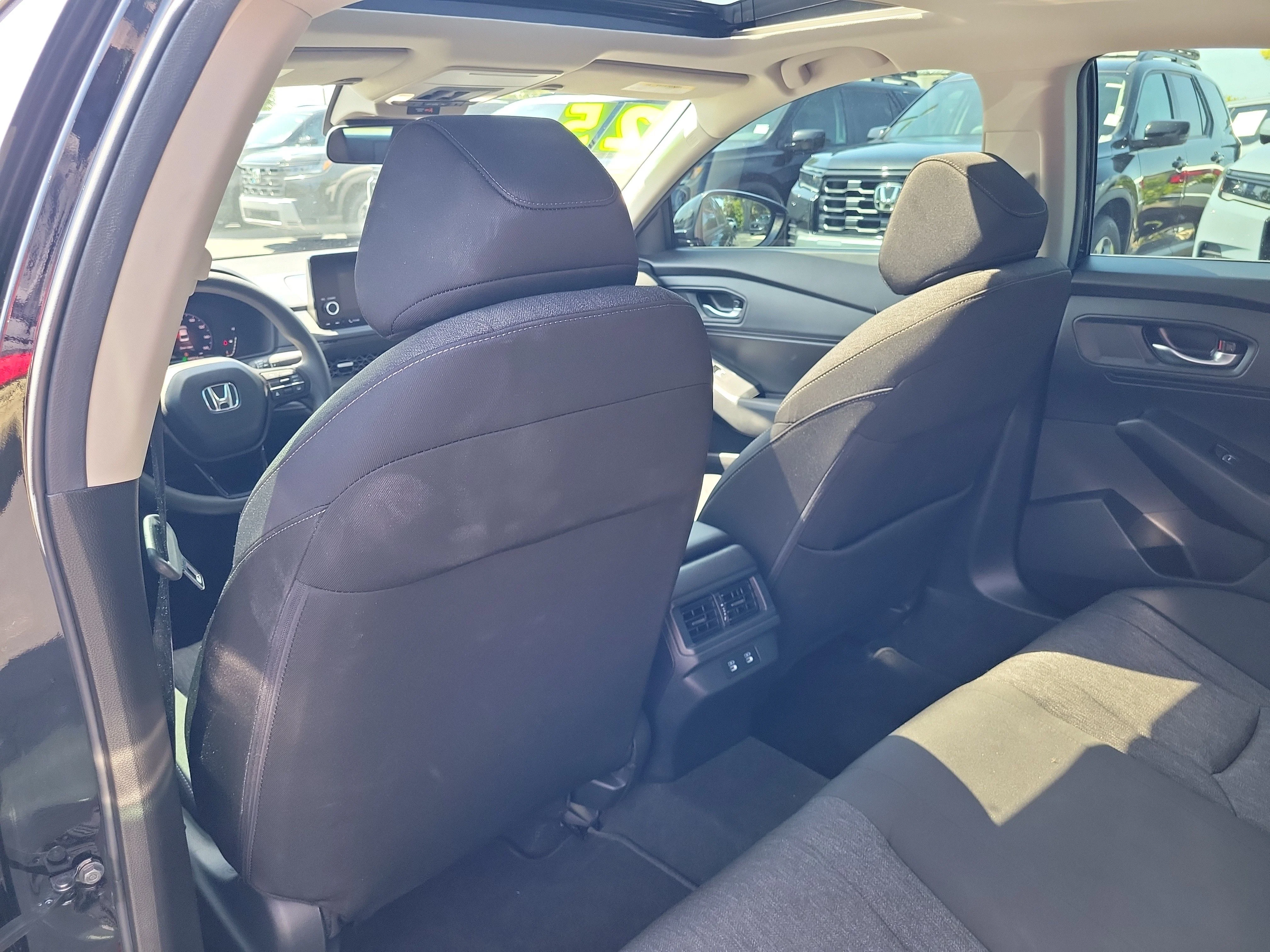 Used 2025 Black Honda SE image 14