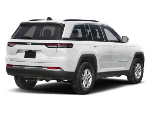 Used 2025 White Jeep Limited image 3