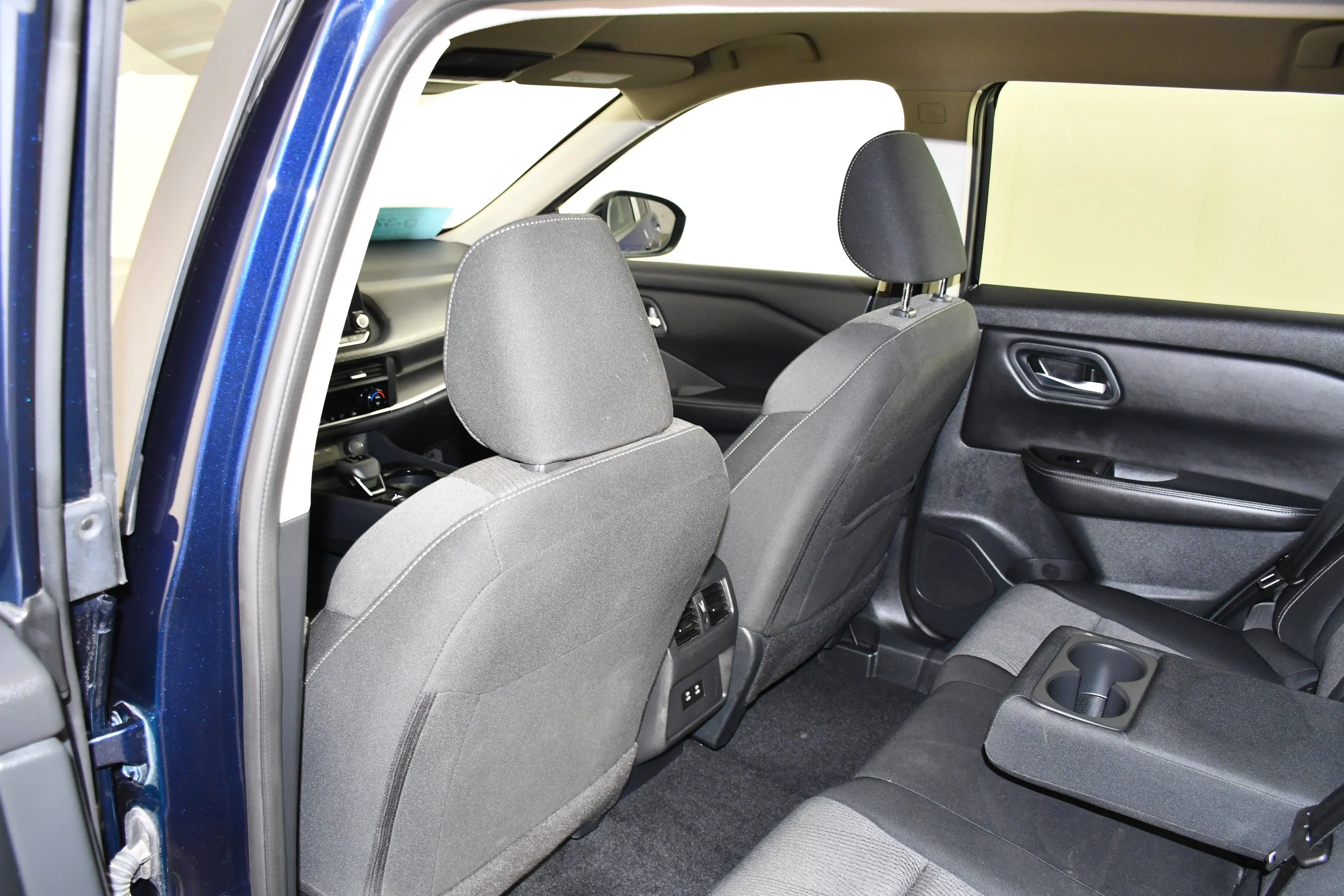 Used 2025 Deep Ocean Blue Pearl Nissan SV image 44