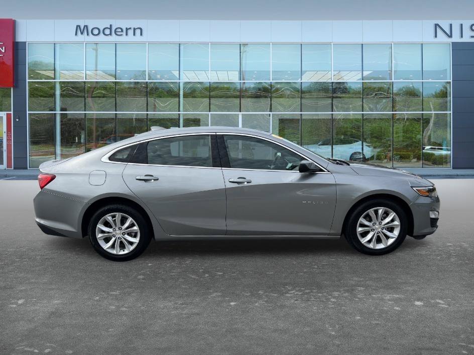 Used 2025 Sterling Gray Metallic Chevrolet LT image 4