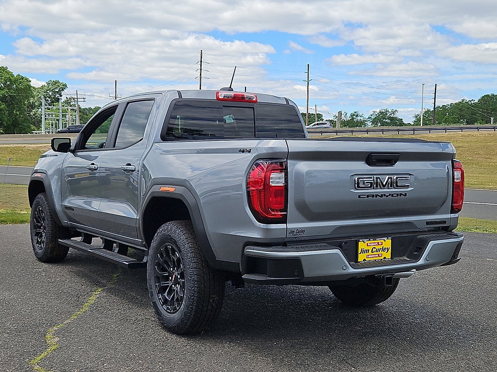 New 2026 Sterling Metallic GMC Elevation image 4