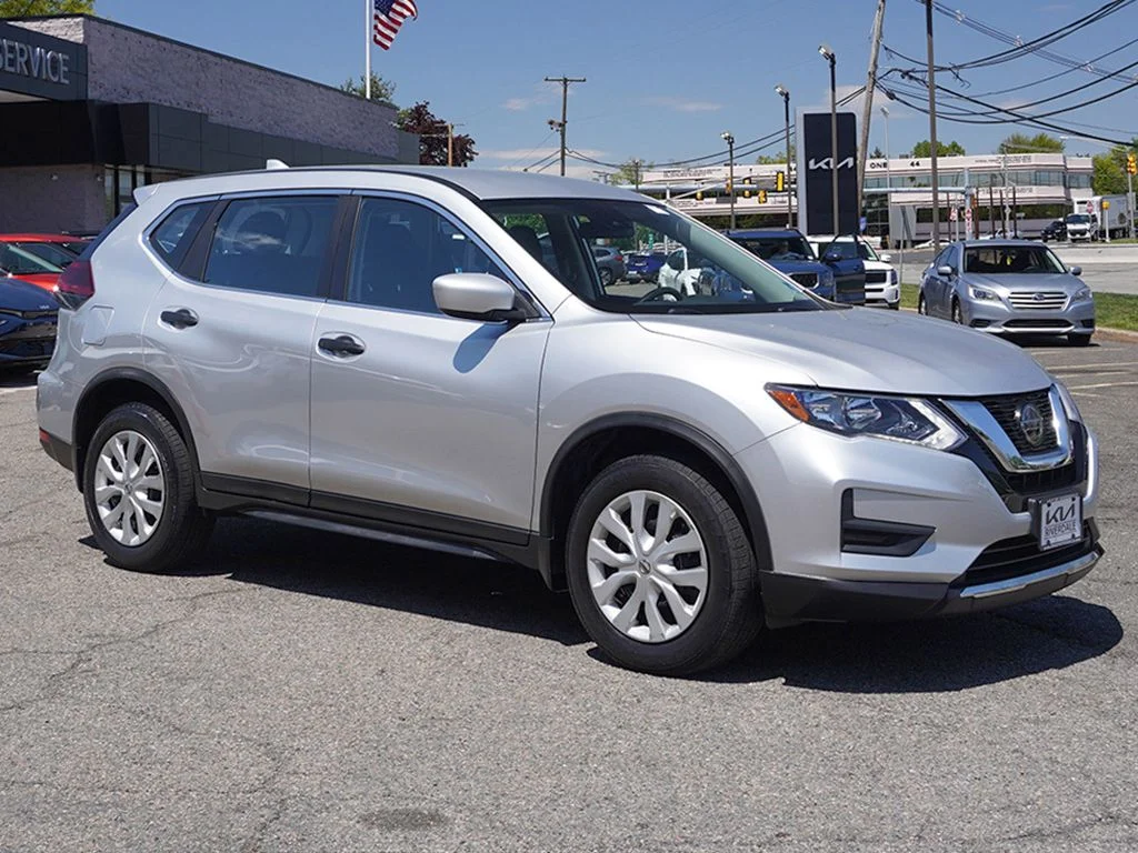 Used 2019 Nissan Rogue S with VIN KNMAT2MV7KP506755 for sale in Riverdale, NJ