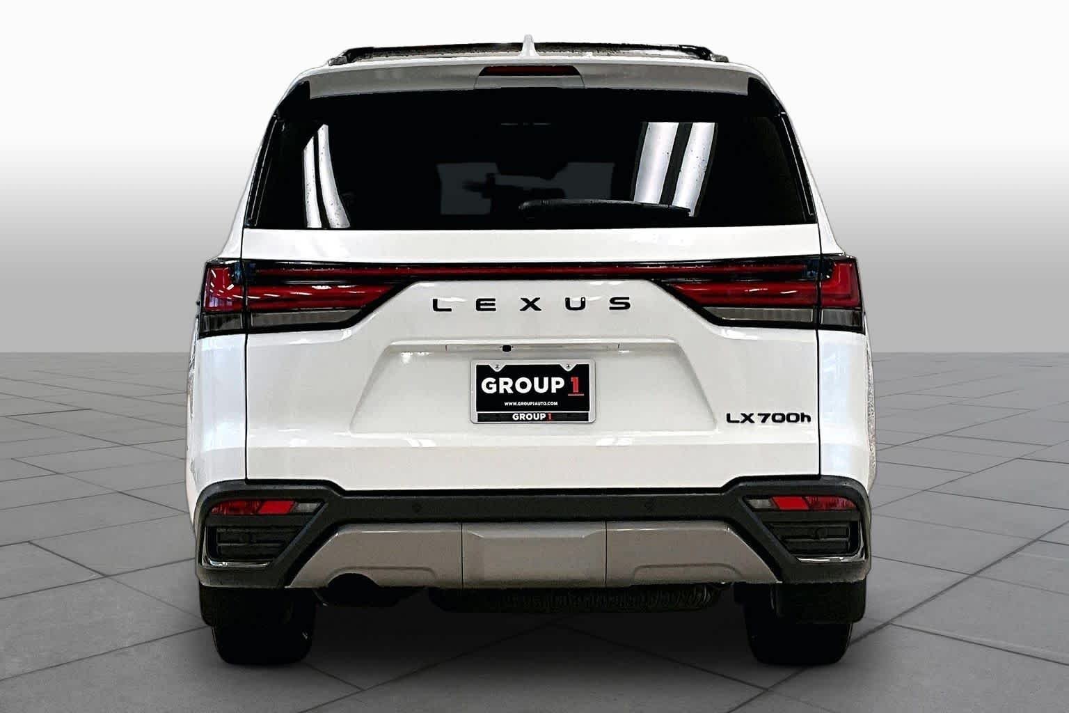 Used 2025 Eminent White Pearl Lexus Luxury image 4