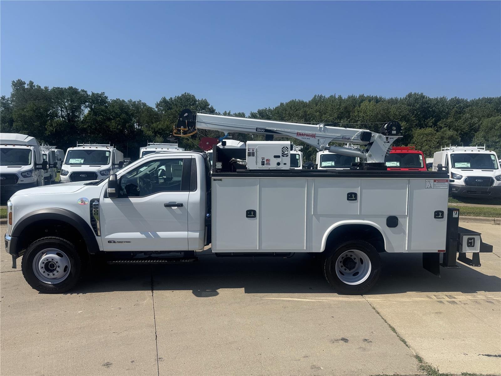 2024 Ford F-600 Super Duty Chassis Cab XL - Photo 33