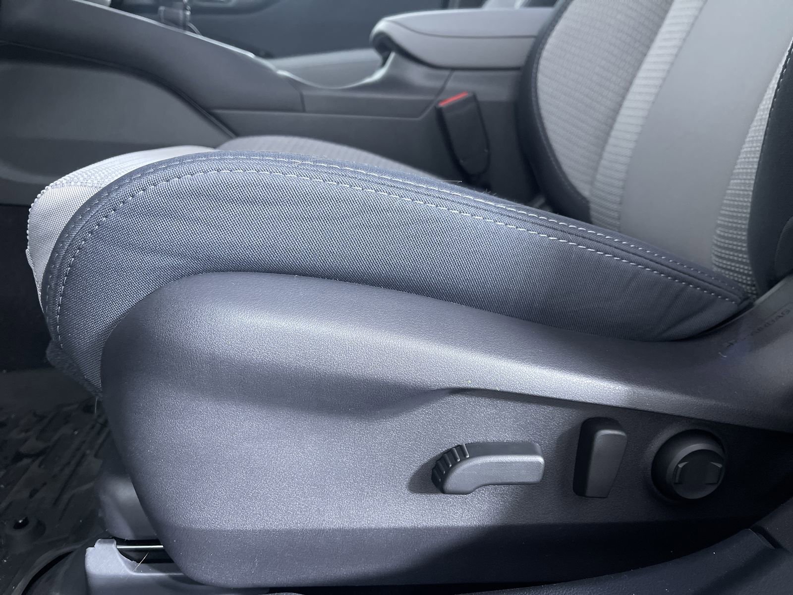 2025 Subaru Outback Premium - Photo 12