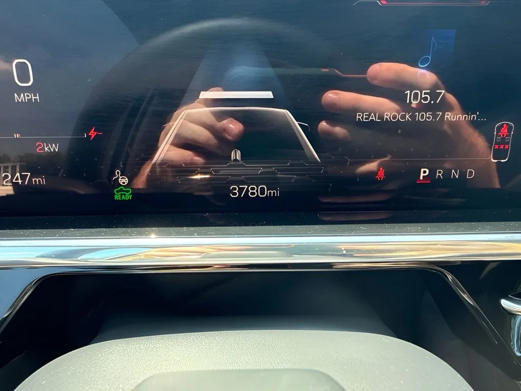 Used 2025 Blue GMC Denali image 19