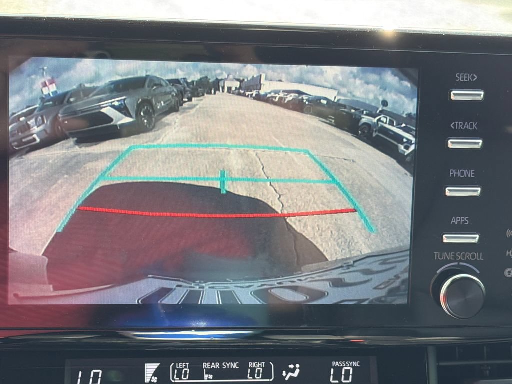 2024 Toyota Sienna Woodland Edition - Photo 23