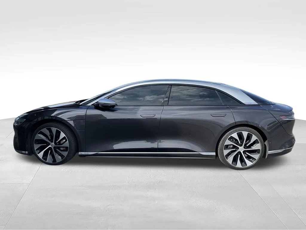 Used 2022  Lucid Grand Touring image 7