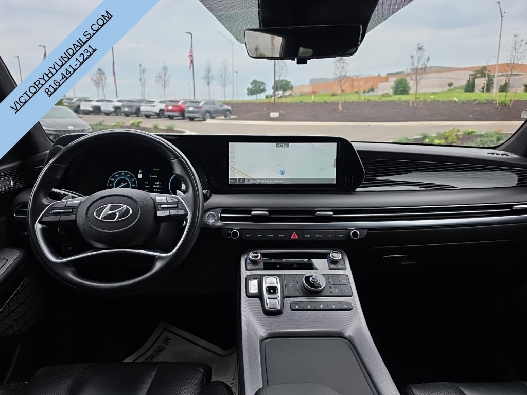 Used 2024 White Hyundai Calligraphy image 33