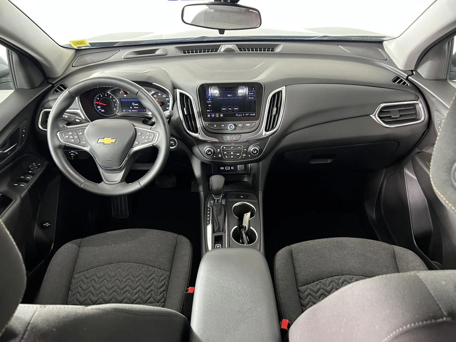 Used 2024 Sterling Gray Metallic Chevrolet LT image 3